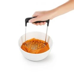OXO Good Grips Smooth Potato Masher -KITCHEN UTENSILS Sale 34581V4UK OXO Good Grips Smooth Potato Masher 2