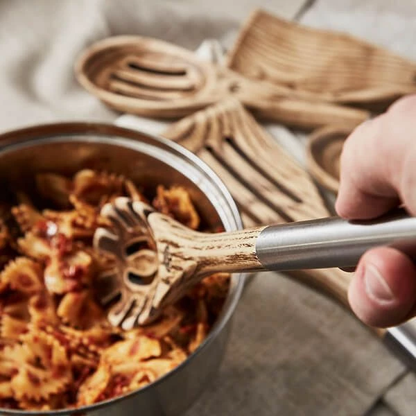 Barbary & Oak Hoxton 5 Piece Utensil Set With Holder 4 Barbary & Oak Hoxton 5 Piece Utensil Set With Holder - Image 4