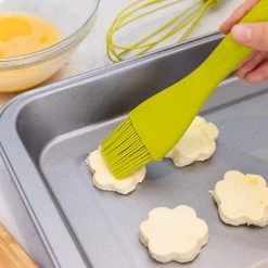 Colourworks Basting Brush 25cm Silicone Green -KITCHEN UTENSILS Sale CWBRUSHGRNV2 Colour Works Basting Brush 25cm Silicone Green 4